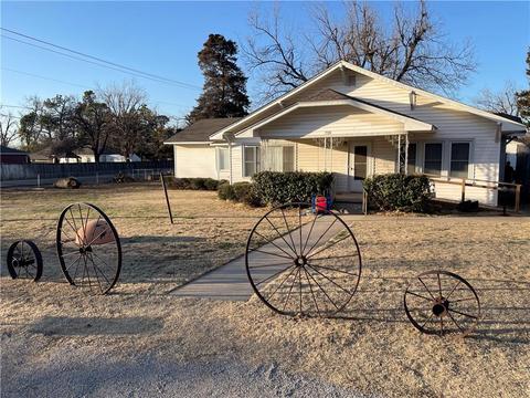 7705 NW 38th St, Bethany, OK 73008 photo 1