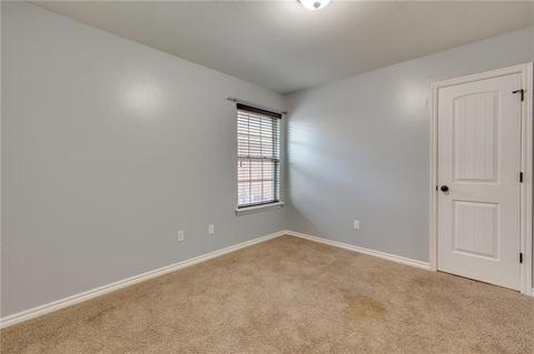 716 Manhattan Dr, Moore, OK 73160 photo 22