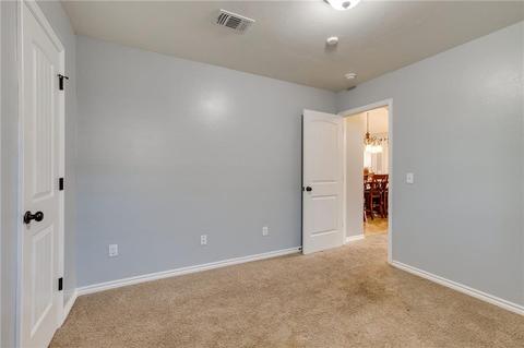 716 Manhattan Dr, Moore, OK 73160 photo 23