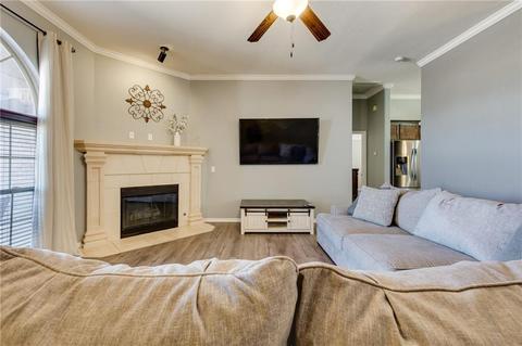 716 Manhattan Dr, Moore, OK 73160 photo 5