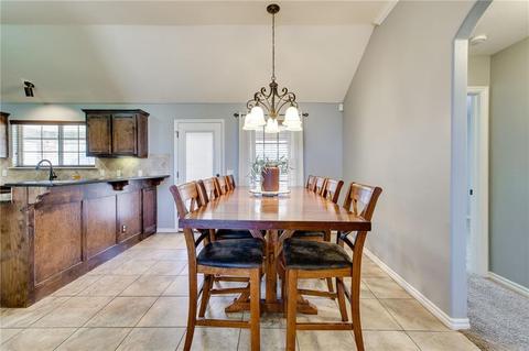 716 Manhattan Dr, Moore, OK 73160 photo 11