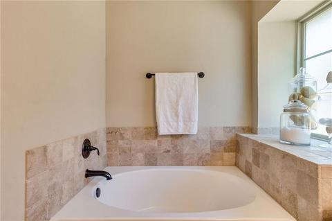 716 Manhattan Dr, Moore, OK 73160 photo 17