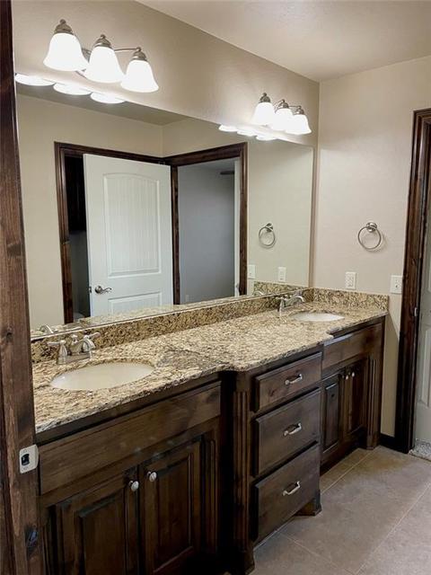 7532 E Memorial Rd, Edmond, OK 73013 photo 22