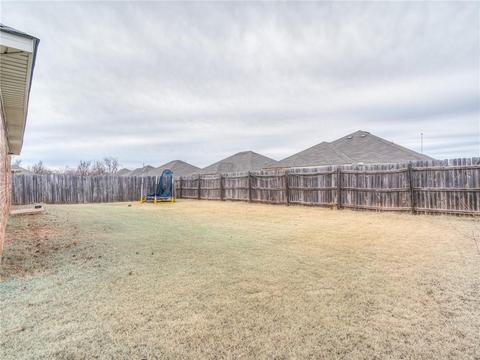 535 E Juniper Ln, Mustang, OK 73064 photo 31