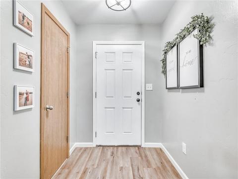 535 E Juniper Ln, Mustang, OK 73064 photo 6