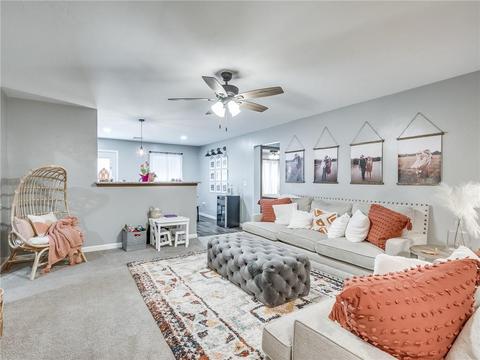 535 E Juniper Ln, Mustang, OK 73064 photo 7