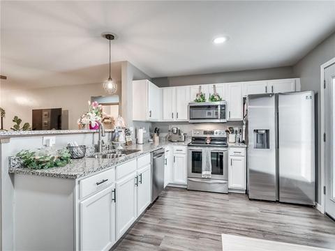 535 E Juniper Ln, Mustang, OK 73064 photo 13