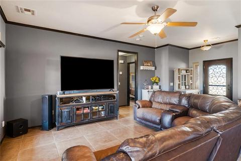 1301 Kingston St, Tuttle, OK 73089 photo 7