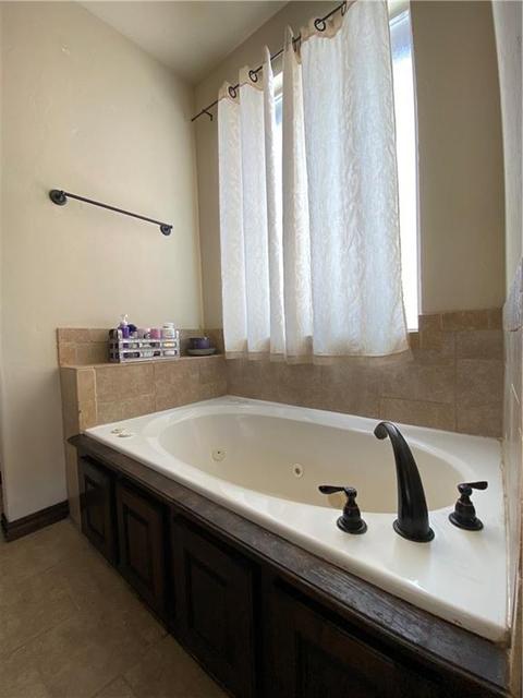 4611 Riverside Dr, Tuttle, OK 73089 photo 17