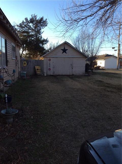 317 S Cherry St, Crescent, OK 73028 photo 11