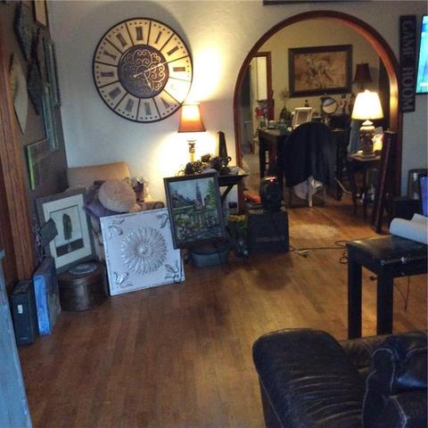 317 S Cherry St, Crescent, OK 73028 photo 2