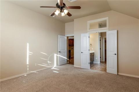905 Kelsi Dr, Moore, OK 73160 photo 18
