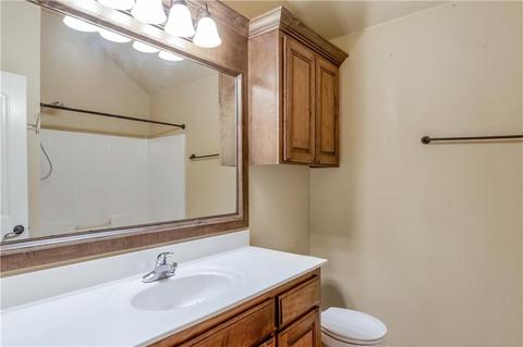 905 Kelsi Dr, Moore, OK 73160 photo 27