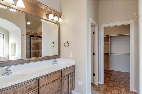905 Kelsi Dr, Moore, OK 73160 photo 20