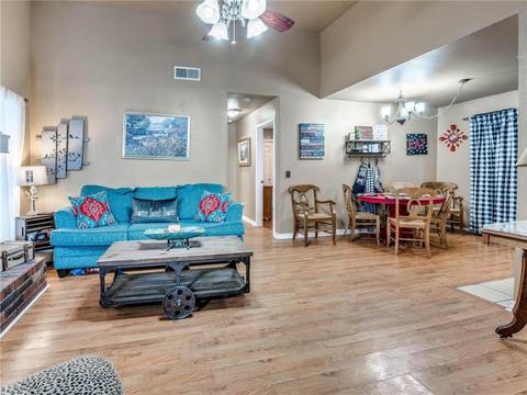 2314 Cedar Brook Dr, Moore, OK 73160 photo 5