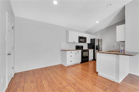 912 N Grady, Altus, OK 73521 photo 5