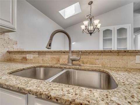 1701 SW 20th St, Moore, OK 73170 photo 13