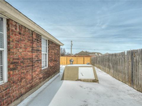 1701 SW 20th St, Moore, OK 73170 photo 33