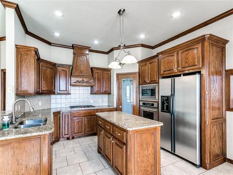 4613 SE 28th St, Moore, OK 73165 photo 7