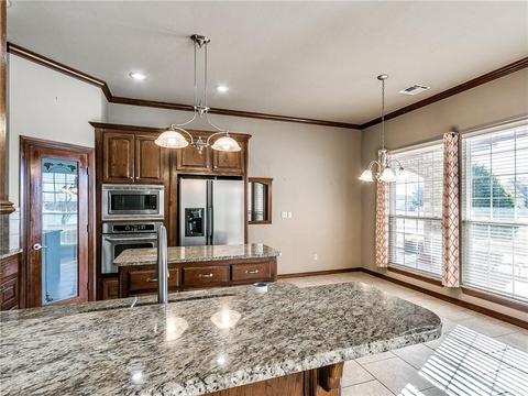 4613 SE 28th St, Moore, OK 73165 photo 6