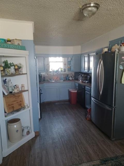 203 E Texas St, Walters, OK 73572 photo 4