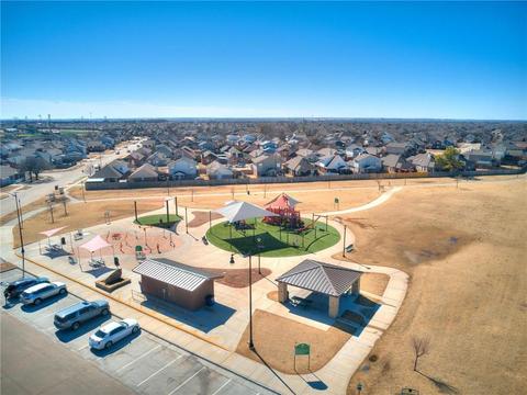 2129 Lakecrest Dr, Moore, OK 73170 photo 29