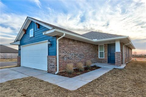 3829 Central Park Dr, Moore, OK 73160 photo 1