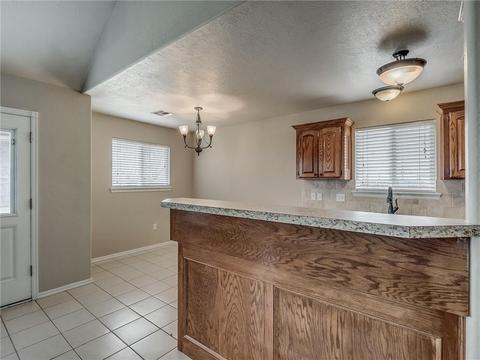 504 NW Elm Ave, Cache, OK 73527 photo 9