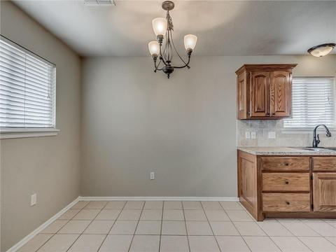 504 NW Elm Ave, Cache, OK 73527 photo 14