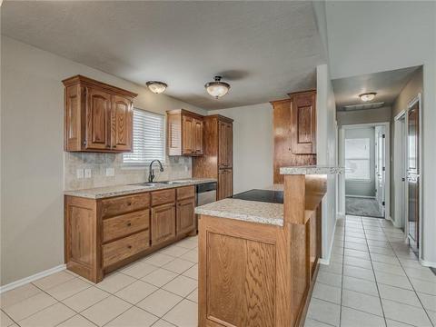 504 NW Elm Ave, Cache, OK 73527 photo 10