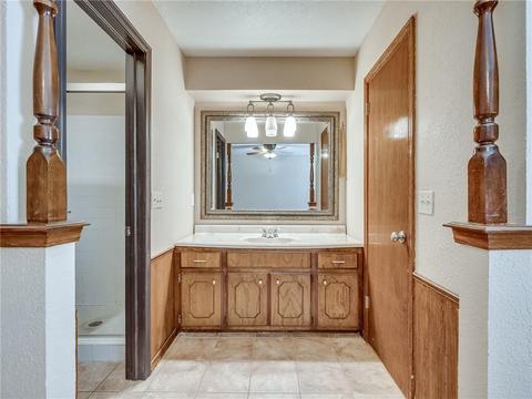 1421 E Main St, Moore, OK 73160 photo 19