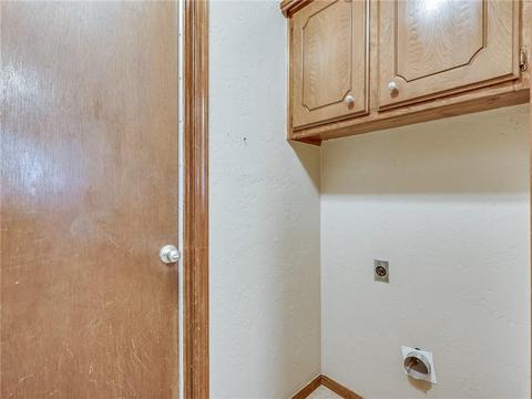 1421 E Main St, Moore, OK 73160 photo 28