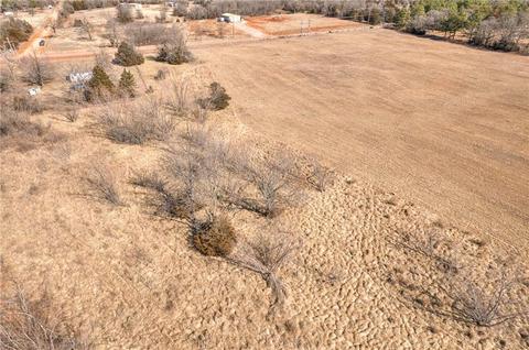 31313 Memorial Rd, Mcloud, OK 74851 photo 9