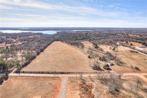 31313 Memorial Rd, Mcloud, OK 74851 photo 2