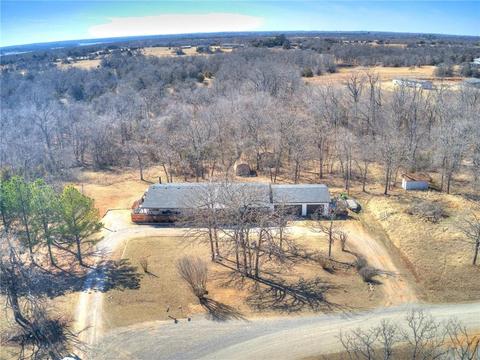 122 Kimberly Dr, Mcloud, OK 74851 photo 3