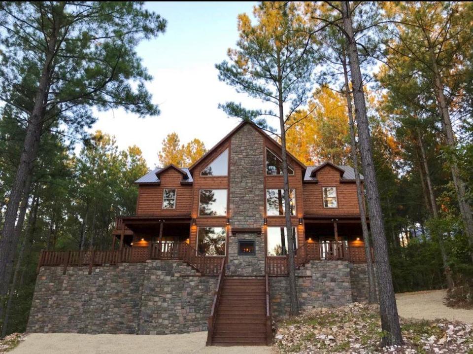 58 Mayflower Cir, Broken Bow, OK 74728 36 Photos MLS 998416 Movoto