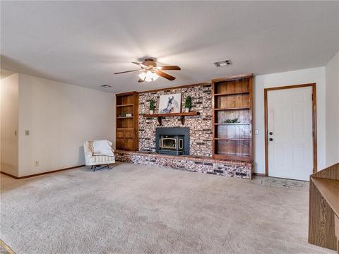 301 Sky Ln, Tuttle, OK 73089 photo 5