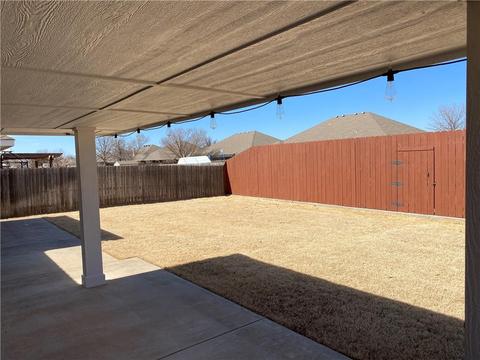 517 W Peacock Cir, Altus, OK 73521 photo 24