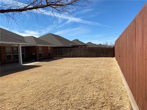 517 W Peacock Cir, Altus, OK 73521 photo 26