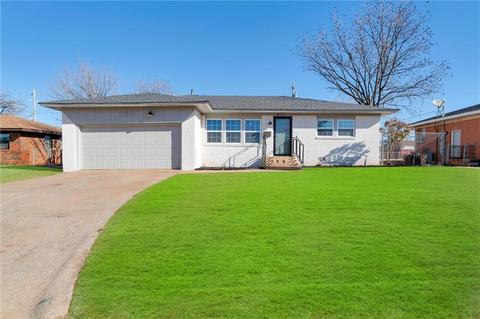 107 Lakeside Dr, Altus, OK 73521 photo 1