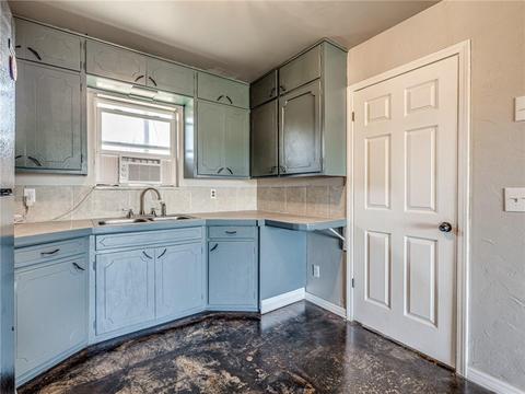 515 S Pine St, Crescent, OK 73028 photo 10