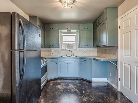 515 S Pine St, Crescent, OK 73028 photo 9