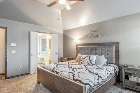 909 SW 14th St, Moore, OK 73160 photo 16