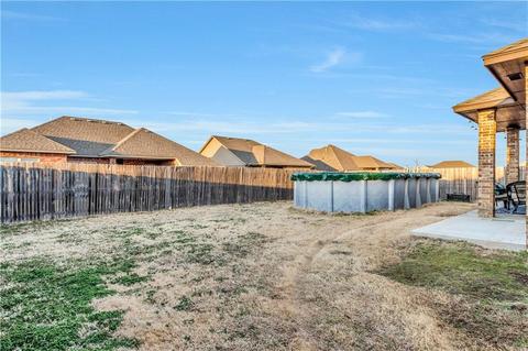 909 SW 14th St, Moore, OK 73160 photo 36