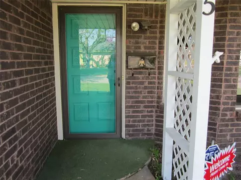 105 Von Elm Ave, Yukon, OK 73099