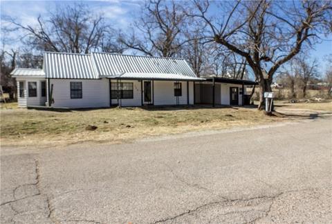 123 S 6th St, Mcloud, OK 74851 photo 2