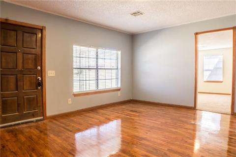 123 S 6th St, Mcloud, OK 74851 photo 8