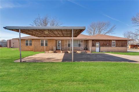 308 W Lincoln, Corn, OK 73024 photo 2