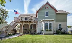 220 3 Ave SE, Barnesville, MN 56514 photo 1