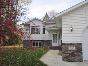 205 9th St SE, Barnesville, MN 56514 photo 1